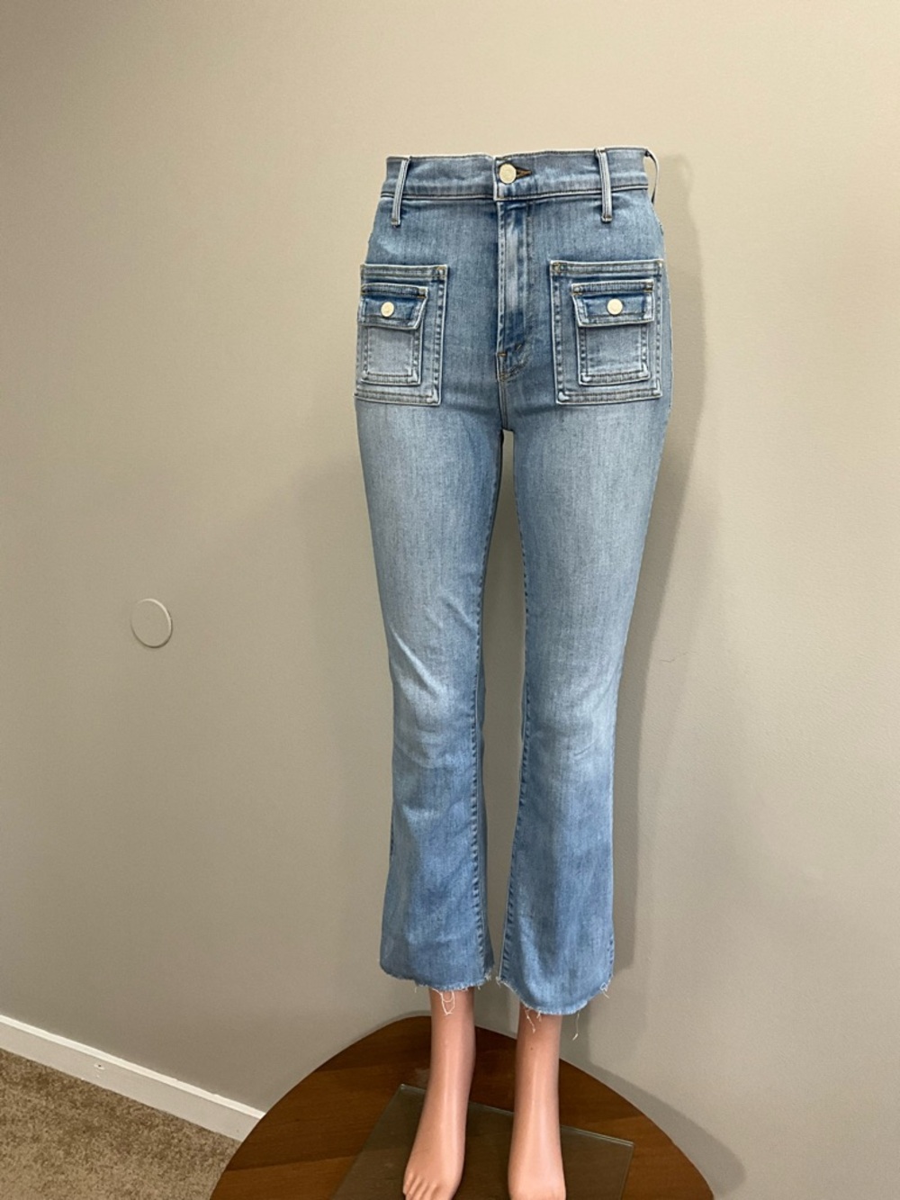 MOTHER High Rise Patch Pocket Cropped Flare Jeans Light Wash Size 24
